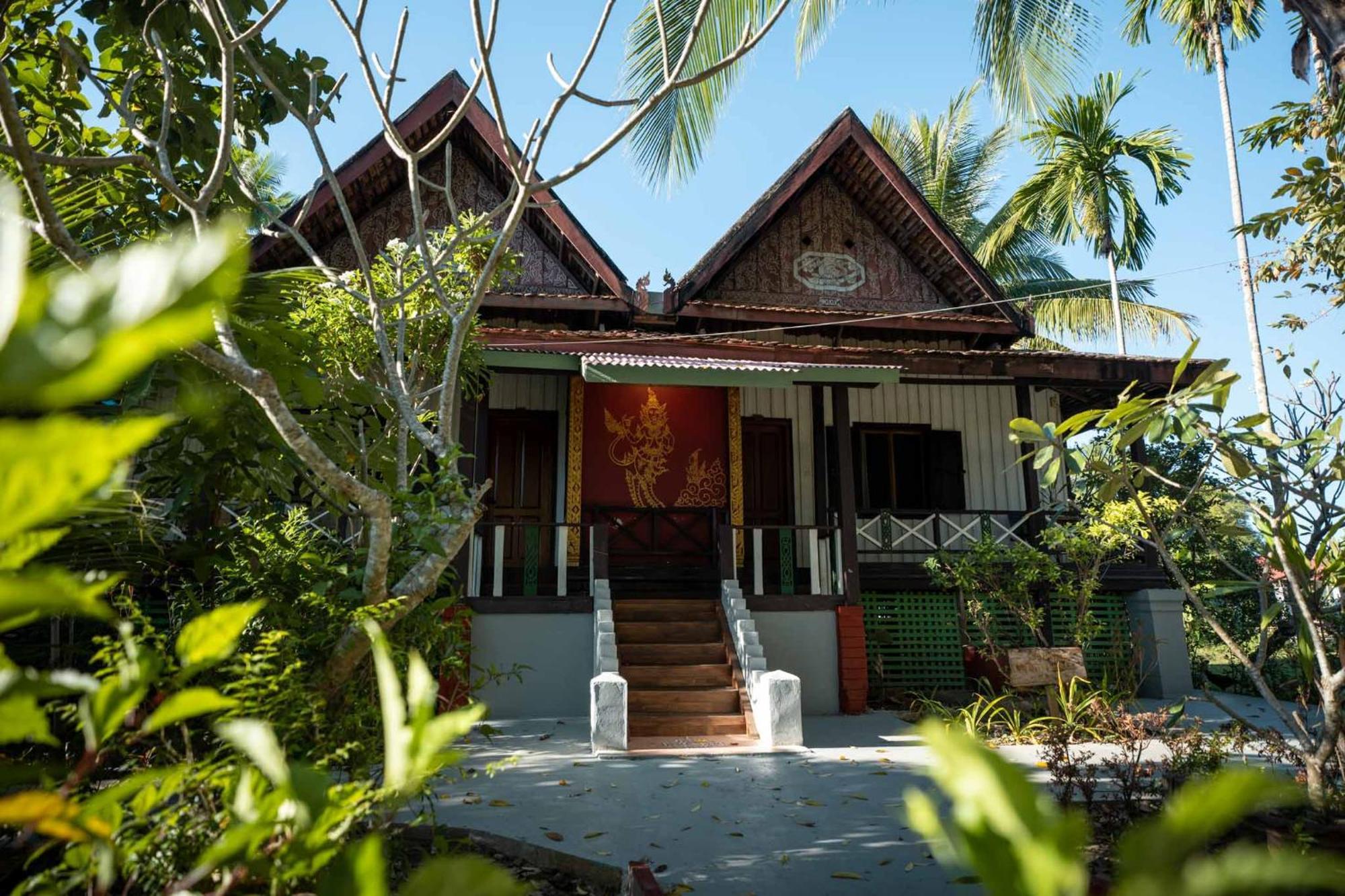 Sala Done Khone Hotel Ban Khon Exteriör bild